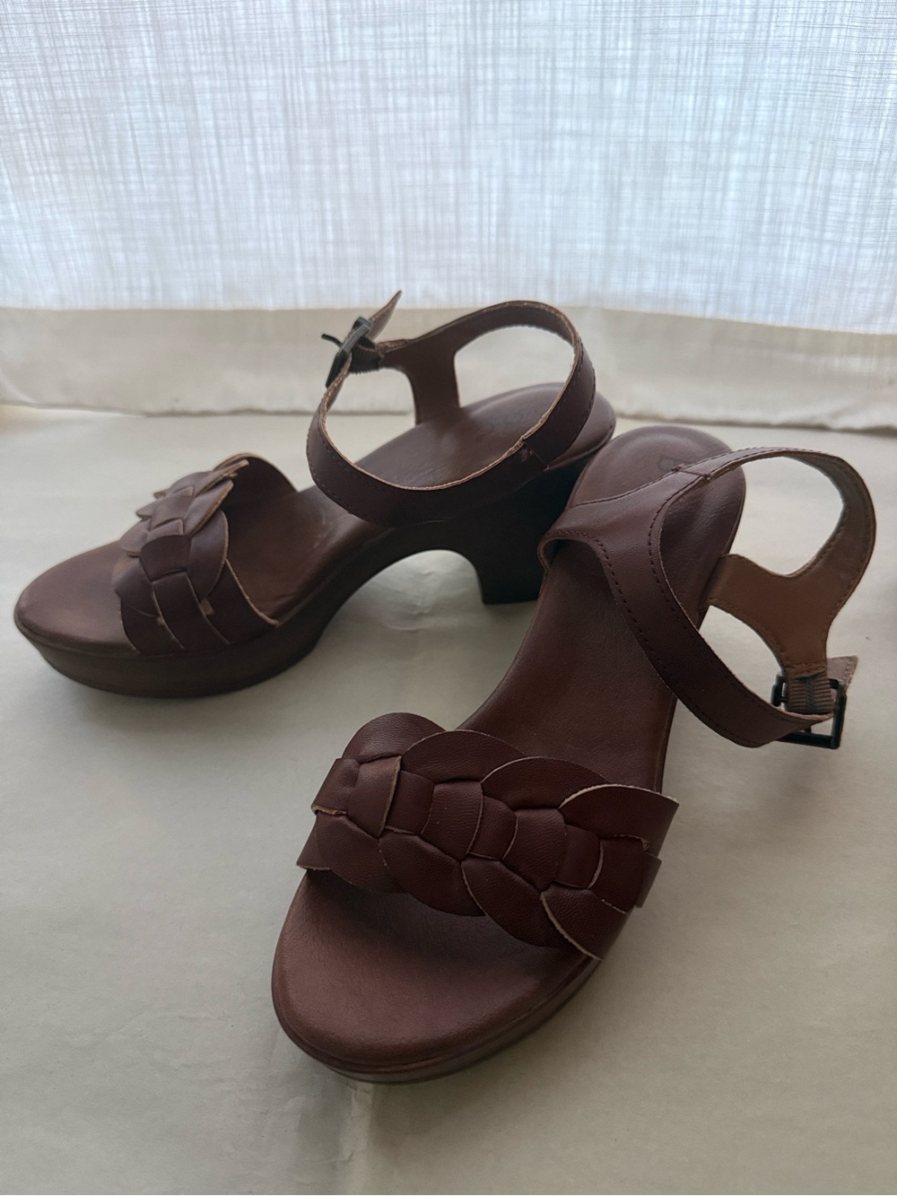 B.o.c. Women’s Brown Braided Leather Block Heel Sandals